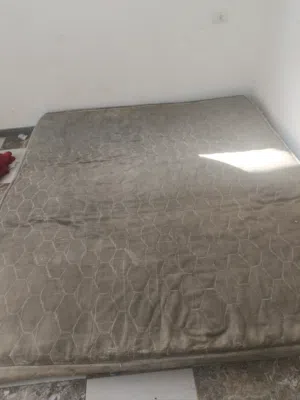 فرشه مستعمله تخت للبيع