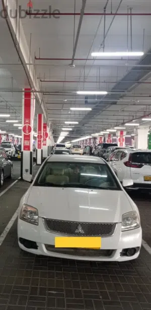 Mitsubishi Galant -2013