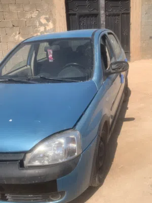 اوبل كورسا 2000