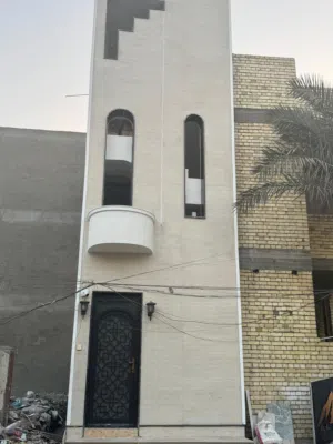 للبيع بيت في شارع فلسطين المهندسين مساحته 50 م