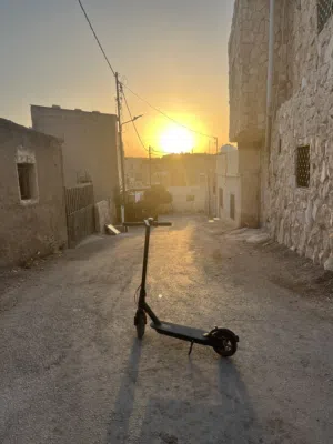 مطلوب شاحن سكوتر كهربائي