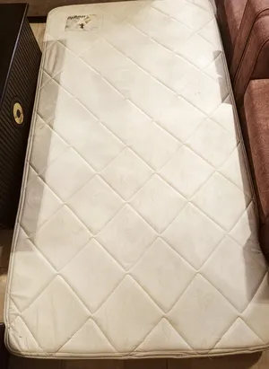 ‏فرشات ‏.‏ مستعمل‏0