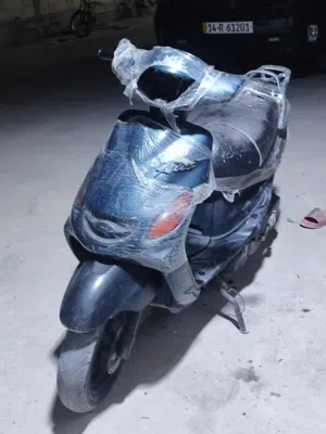 دراجه اكزز 2003 للبيع سعرها 250 الف