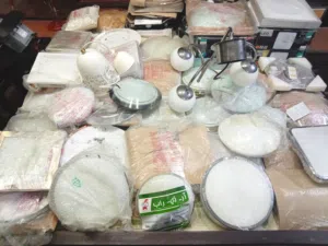 موجود 55 قطعه سبوت وكلوب نظام ليد وسوكه كلوو جديدد وشغال