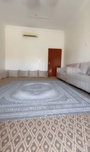 200 m2 3 Bedrooms Townhouse for Rent in Al Sharqiya Ja'alan Bani Bu Ali
