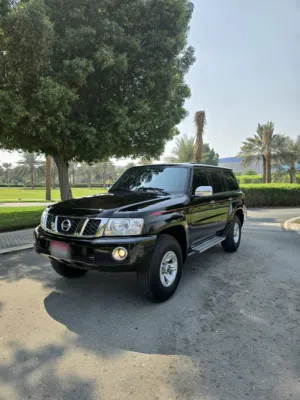 للبيع نيسان فيك سفاري M2024 جير عادى