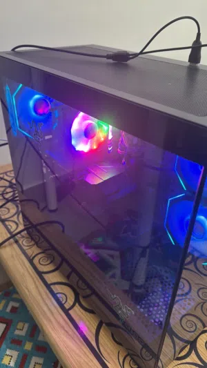 Windows Custom-built  Computers  for sale  in Abu Dhabi