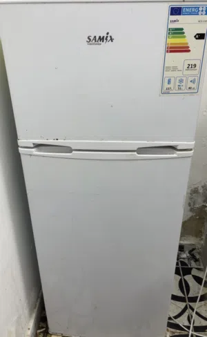 ثلاثة ساميكس للبيع