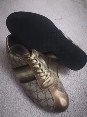 حذاء GUCCI اصلي قياس 41 شبه جديد