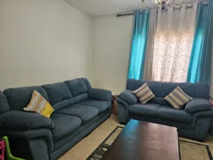 طقم كنب بحال الممتاز 7 كراسي للبيع