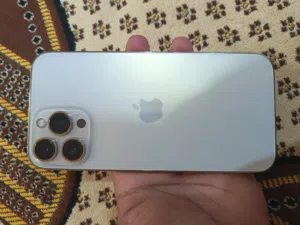 ايفون 13برماكس