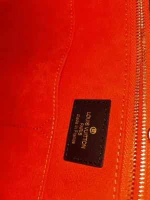 LOUIS VUITTON PARIS made in France شنطه نسائيه اصليه