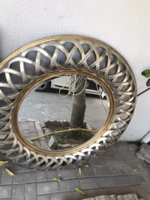 مرايه كبيره وجميلة