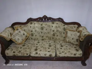 طقم كنب غرفة الضيوف + طاولات