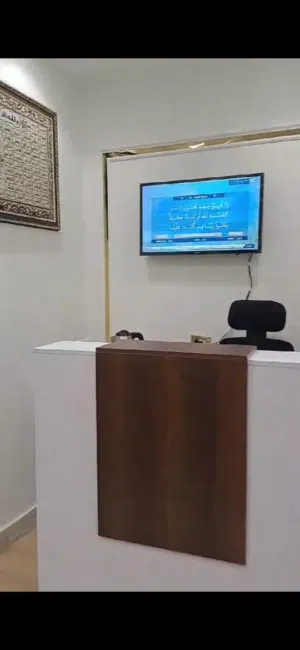 فرصه مكتب للايجار بموقع مميز بمدينه نصر الحي التامن  بحسن مامون الرئيسي