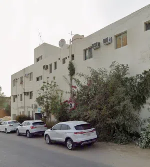 للبيع ارض مبنيه صناعيه 2 مؤجره لشركة  كبيرة الدخل (1،570،000) زاويه مساحه ( 41،000) قدم مواطن وخليجي
