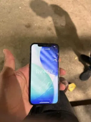 مطللللووووببببب ايفون 13 pro وفوق وبسعر معقول ومنطقي