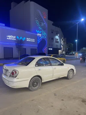 سيارة نيسان فلونا للبيع