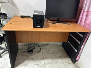 شاشه + ميز + كرسي كيمنك