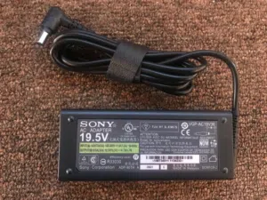 شاحن لاب توب Sony أصلي للبيع