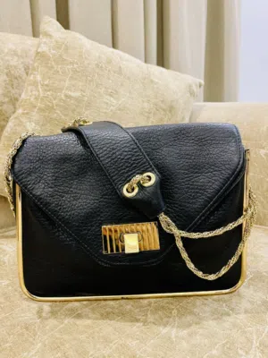 Preloved Authentic Chloé Black Pebbled Leather Medium Sally Flap Shoulder Bag