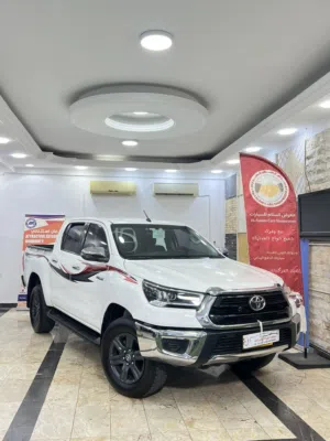 Used Toyota Hilux in Muscat
