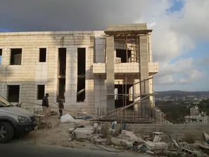 360 m2 More than 6 bedrooms Villa for Sale in Ramallah and Al-Bireh Birzeit