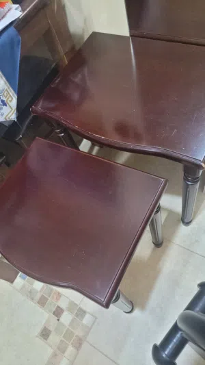 طاولات للصالة