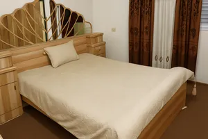 Bedrooms - Beds . Used0