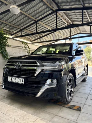 Used Toyota Land Cruiser in Amman