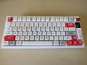 keyboard fantech ATOM PRO 79 الكيبورد بيشتغل ويرليس معاه دونجل وبلوتث وبسلك