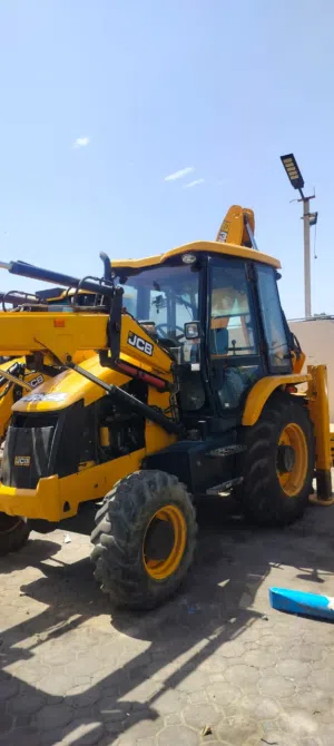 JCB-3DX   Model:2016