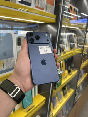 ايفون 17 بروماكس شرق اوسط 256 بطارية 100