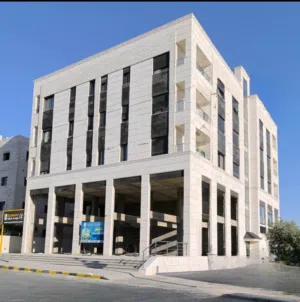 محلات  للإيجار في منطقة المقابلين قرب دوار المقابلين مقابل مسجد خديجة
