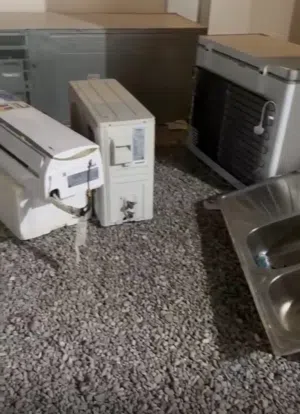 اداوت محل بيع السمك