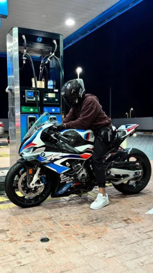 للبيع بي أم دبليو