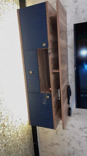 ميز طعام و ميز بلازما