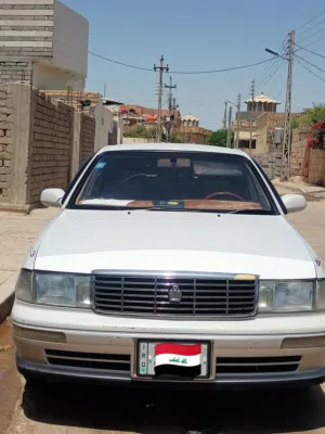 تويوتا كراون بطه نظيفة