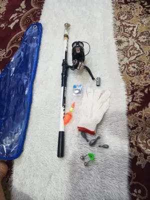 سنارة صيد الاسماك جديده وذات جوده عاليه