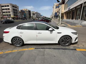 Used Kia Optima in Basra