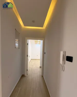 3 Bedrooms . 3 Bathrooms . 190 m24