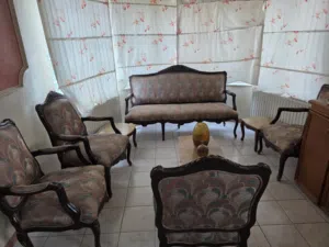 طقم كنب مستعمل بحاله جيده