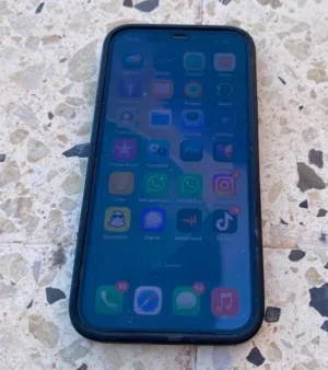 iPhone 12 64gb