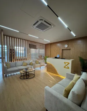 ديكورات منزلية  أعمال الجبسيم بورد وبديل الخشب وبديل الشيبورد وبديل الرخام والأصباغ ومكتبات