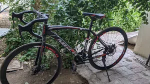 دراجة طريق مستعملة فتره بسيطة شوف الوصف