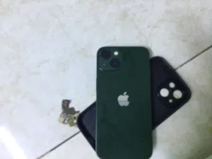 Apple iPhone 13 128 GB in Al Batinah