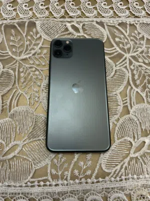 Apple iPhone 11 Pro Max 64 GB in Tripoli