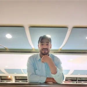 احمد ابو ادم