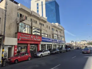 طابق كامل مفتوح للإيجار