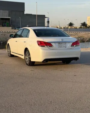 Used Toyota Avalon in Dammam